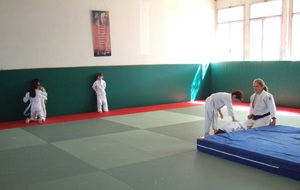 Cours de Judo à  la Gendarmerie 